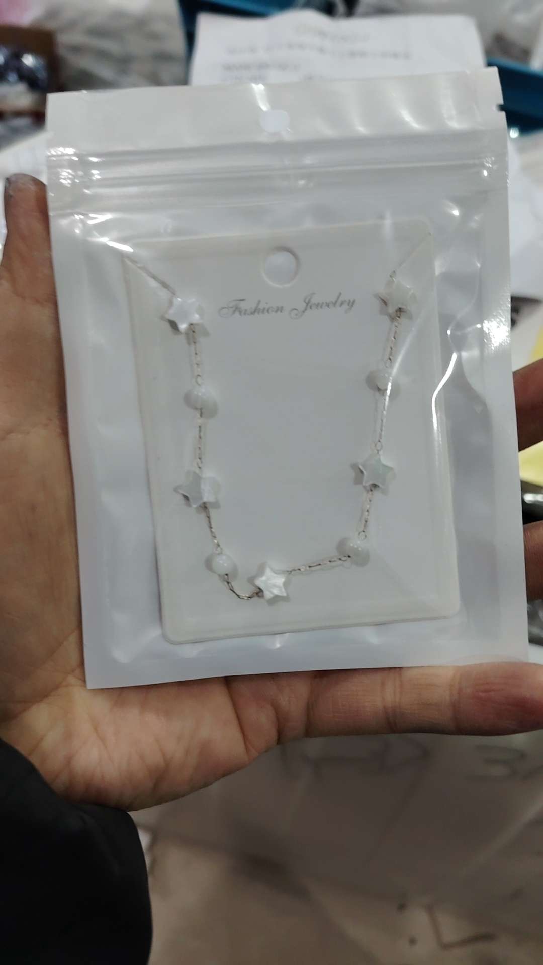 项链首饰蓝松项链细节图