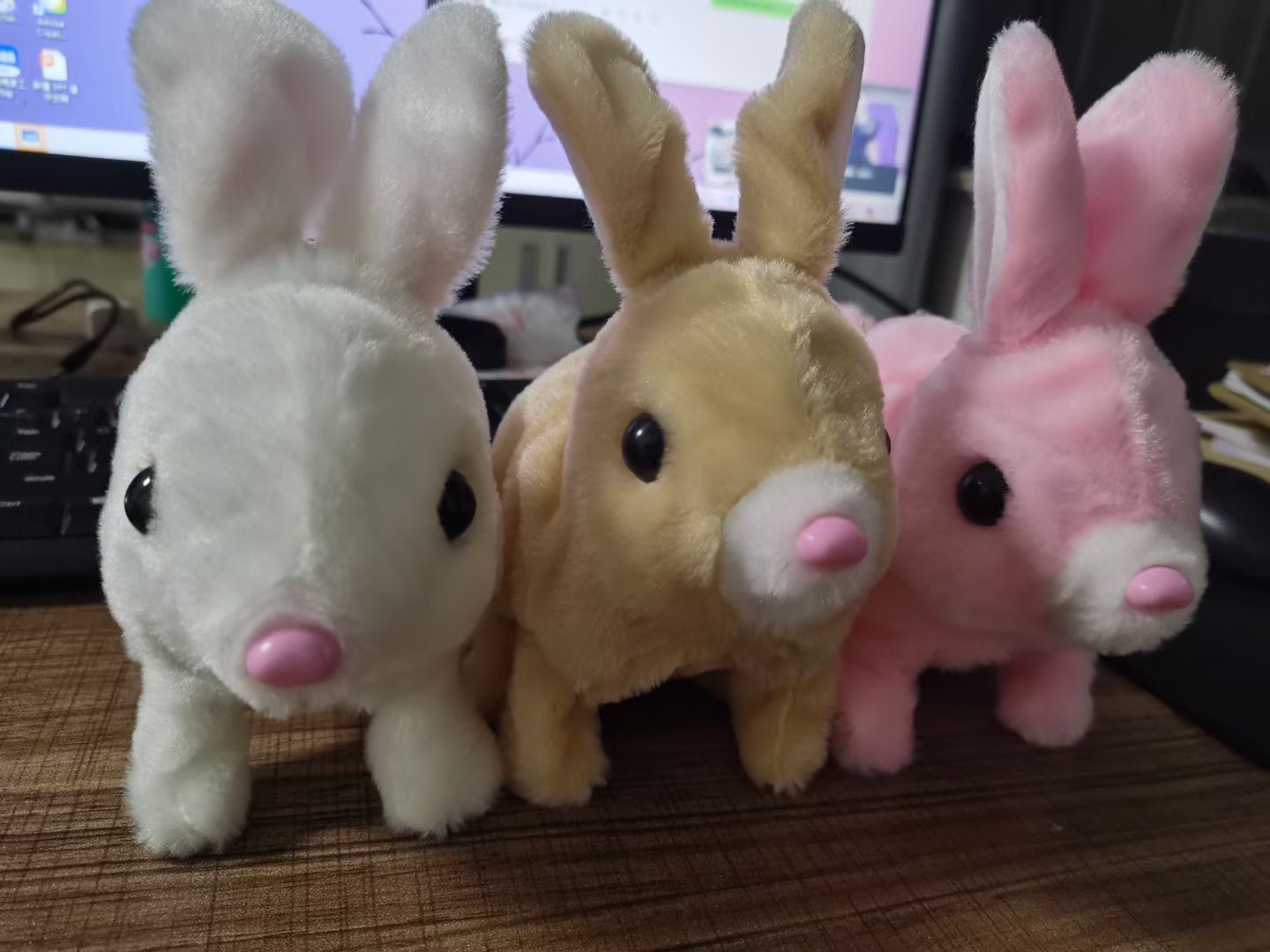 电动毛绒兔子，短毛兔，电动兔子