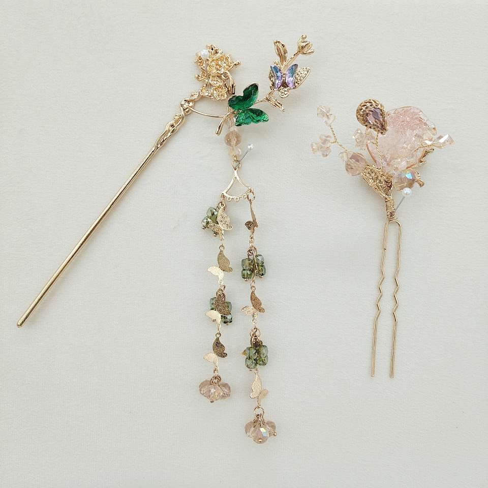 Butterfly Shadow and Blooming Flowers ancient-style hair accessory set, crystal diamond gilding and rose crystal embellishment, a wedding collectible set full of immortal charm ✨ gold and pink series Chinese style accessory set of eight pieces Specification image