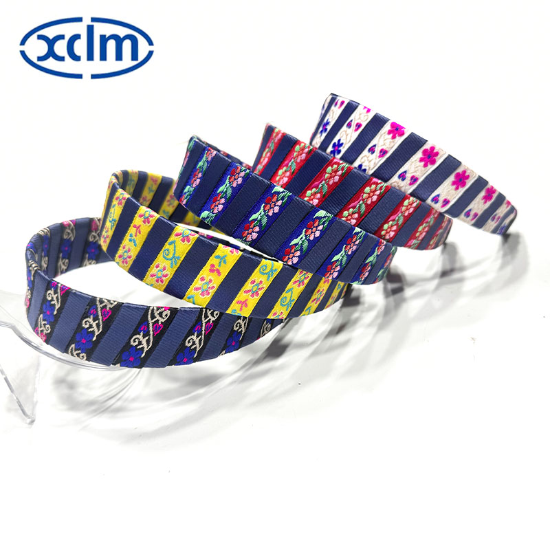 Retro floral wide-brimmed hairband, embroidered ethnic floral hairpin, facial cleansing headband, new hair accessory, high head, widened and exquisite