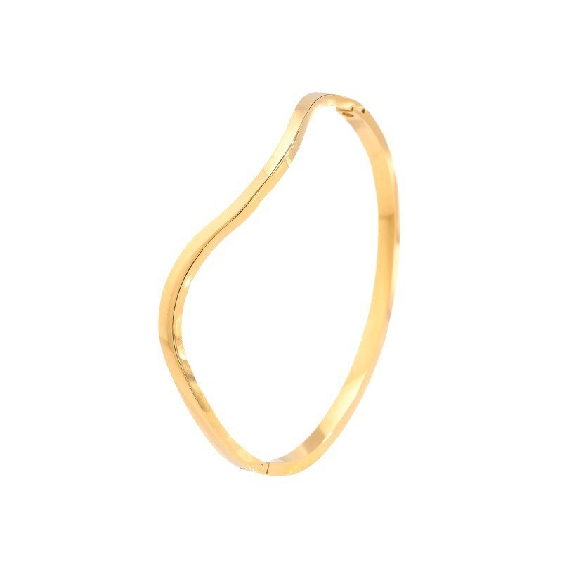Cross-border bestseller ing style titanium steel bracelet for girls, high-end, individual, simple and irregular 18k stainless steel bracelet, stainless steel bracelet from Dongguan Application Scenario