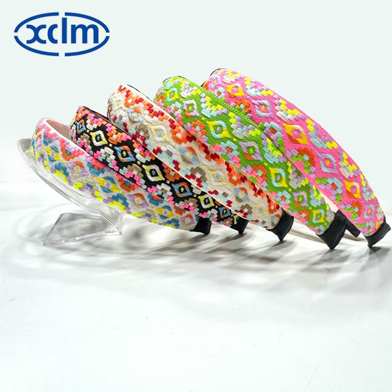 Retro wide-brimmed hair clips, ethnic embroidery floral hair clips, facial cleansing headbands, new hair accessories, high head accessories, exquisite Specification image