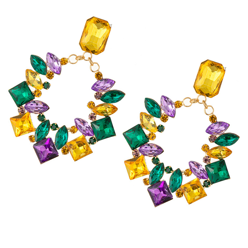 New European and American fashion cross-border retro best-selling colorful flower rhinestone earrings, square pendants, exaggerated style and personalized earrings wholesale Application Scenario
