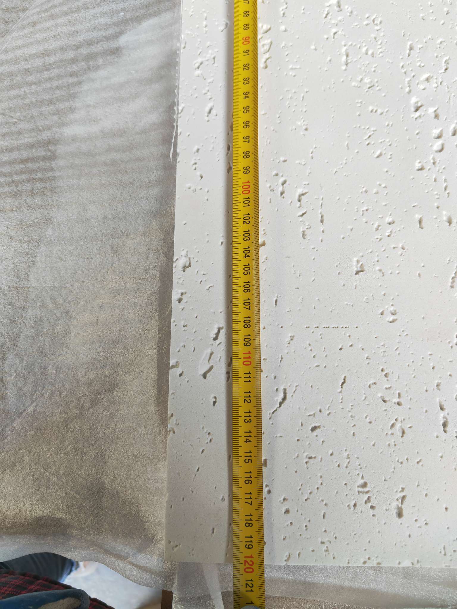 Soft Stone Can Be Used Both Indoors And Outdoors. It Is Flexible, Waterproof And Designed To Imitate Travertine. It Comes In A Variety Of Colors And Is Easy To Install details Picture