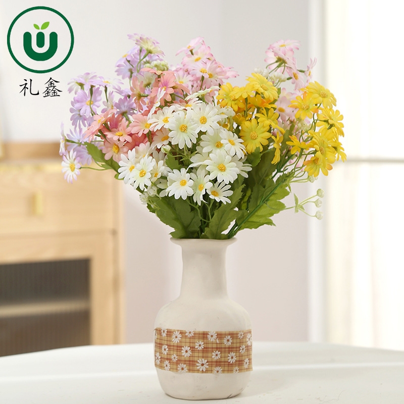 A variety of chrysanthemum creative simulation handicrafts, handcrafted ornaments, gifts, decorative artworks and other excellent collectibles to choose from