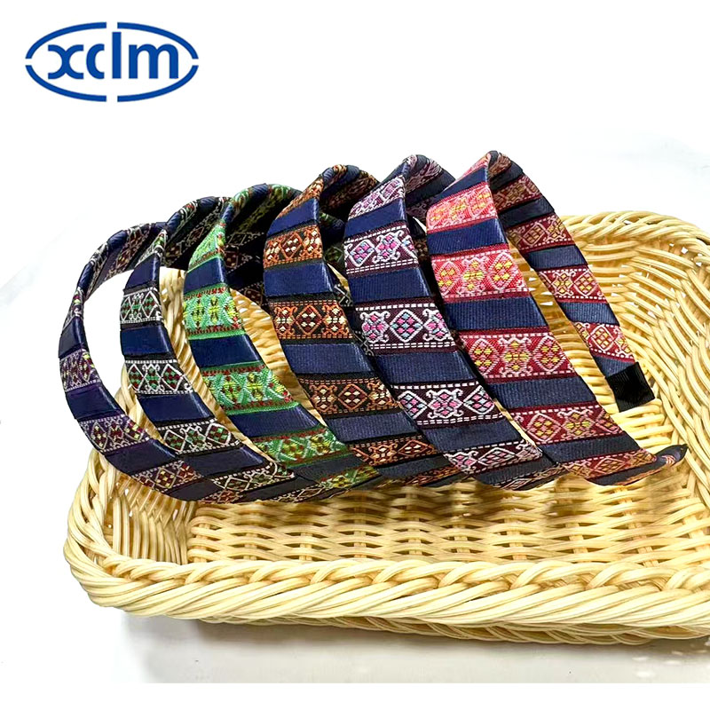 Retro hairpins, wide-brimmed hair bands, embroidered headbands, ethnic facial hair accessories, and exquisite headwear Specification image