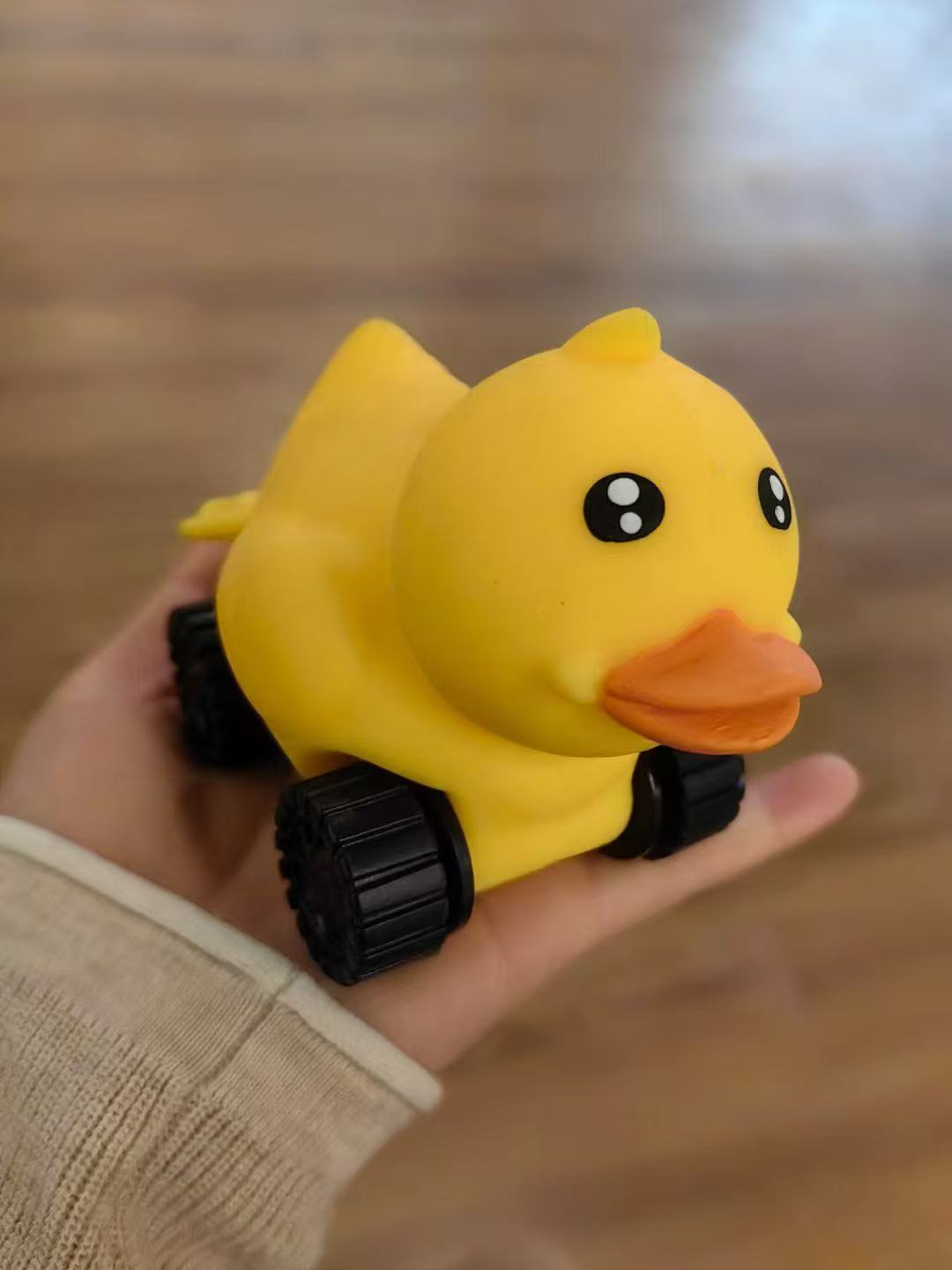 小黄鸭拉拉车细节图