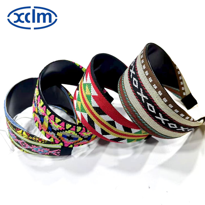 Retro hairpins, wide-brimmed hair bands, embroidered ethnic floral hair clips, new hair accessories, high head, widened and exquisite Item Picture