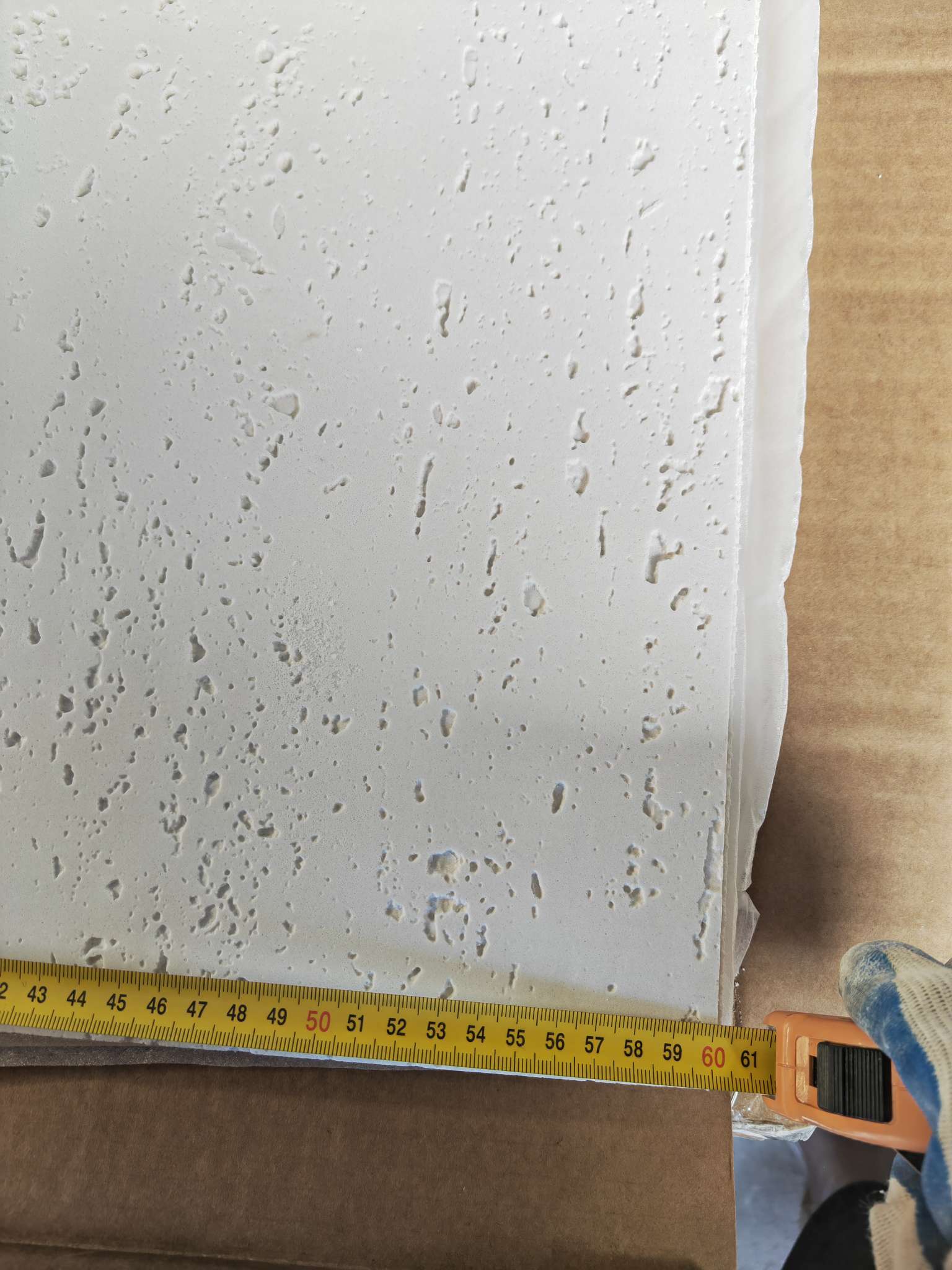 Soft Stone Can Be Used Both Indoors And Outdoors. It Is Flexible, Waterproof And Designed To Imitate Travertine. It Comes In A Variety Of Colors And Is Easy To Install Item Picture