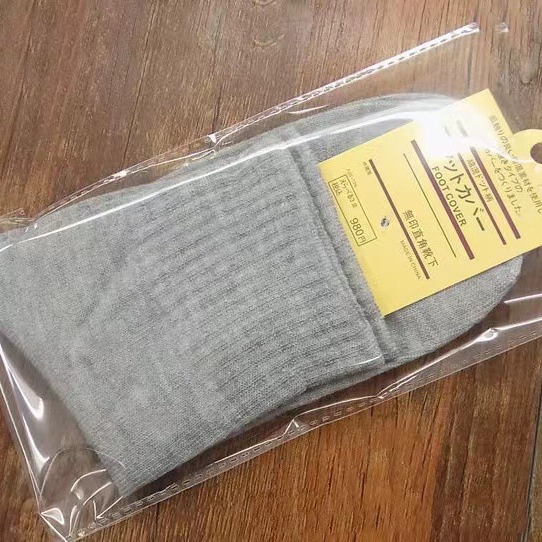 Single-pack socks for men, solid-color men's cotton socks for autumn and winter, street socks, sports long and medium socks for men Specification image