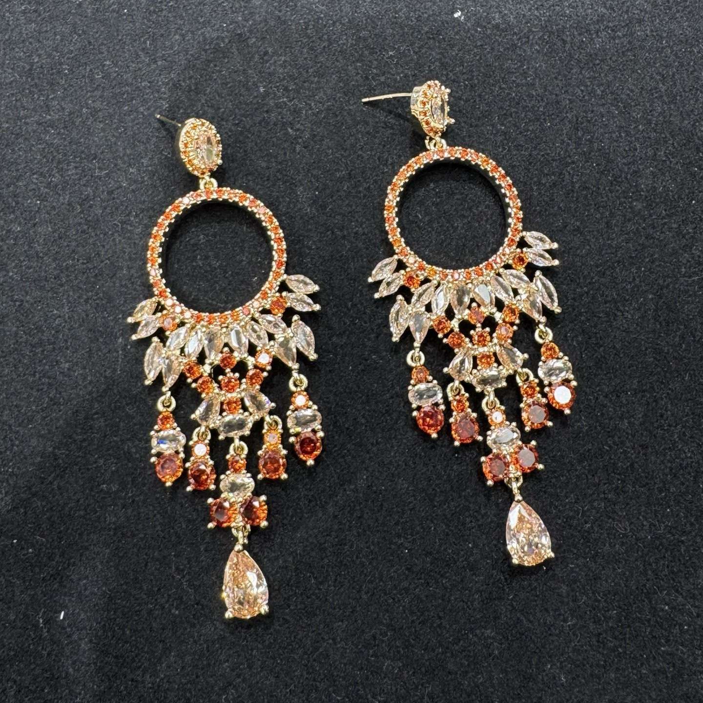 Fashionable, light luxury, grand and dynamic, slightly inlaid light luxury zircon color layering design sense zircon tassel earrings detail image 4