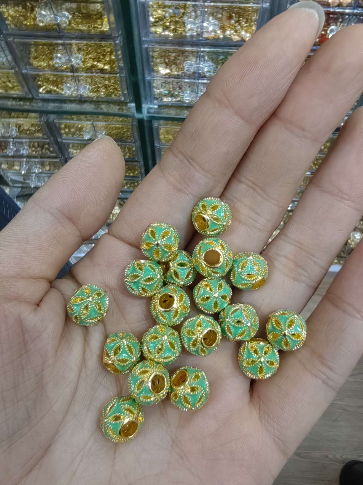 其他饰品配件实物图