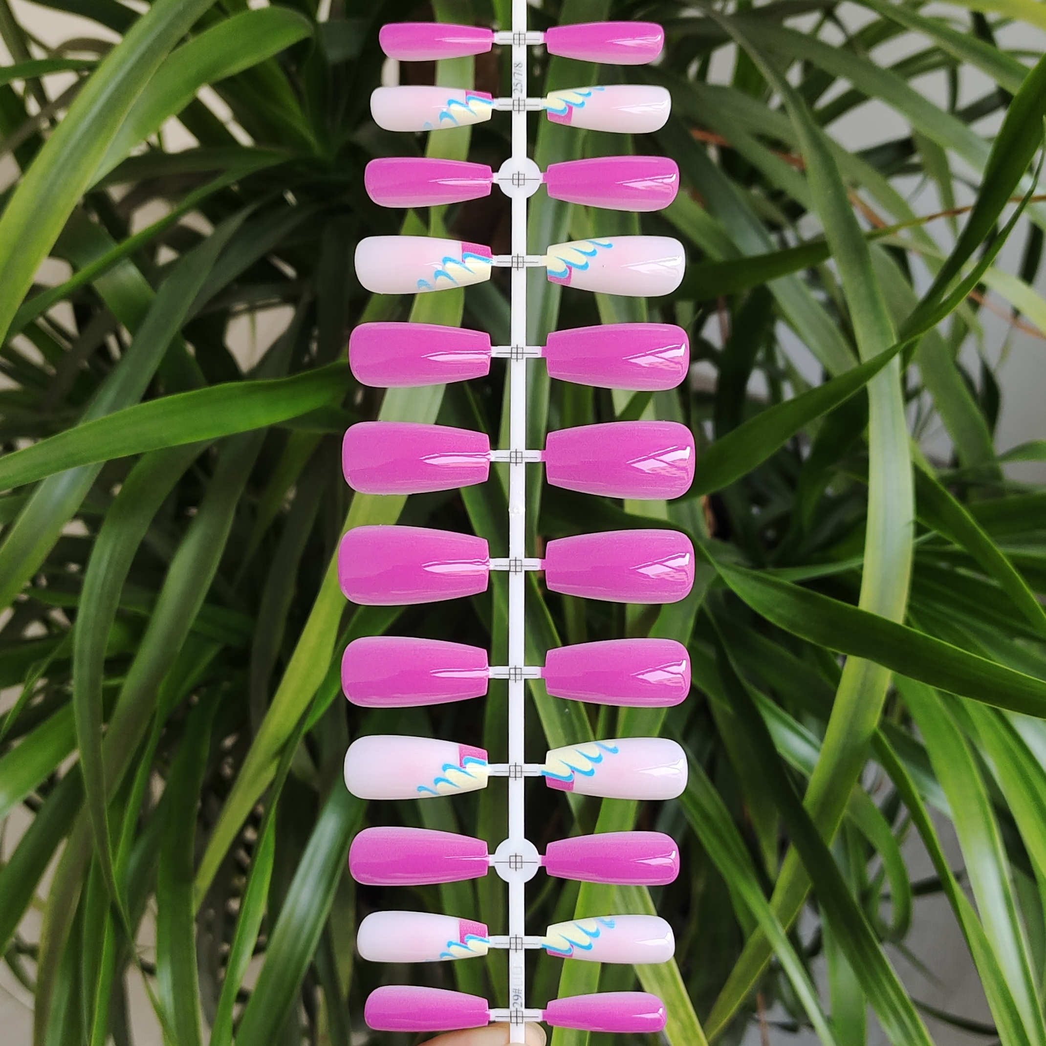 24 PCS PRESS ON NAIL TIPS MEDIUM COFFIN SHAPE PRINTING CRAFT WITH PINK PATTERN full figure