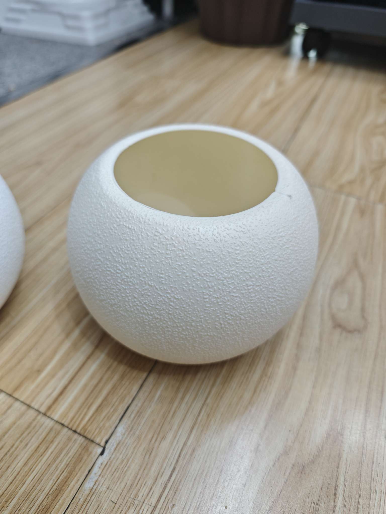 Pet garden flower POTS, vases, succulent plant containers, household creative plastic flower POTS, decorative potted plant supplies details Picture