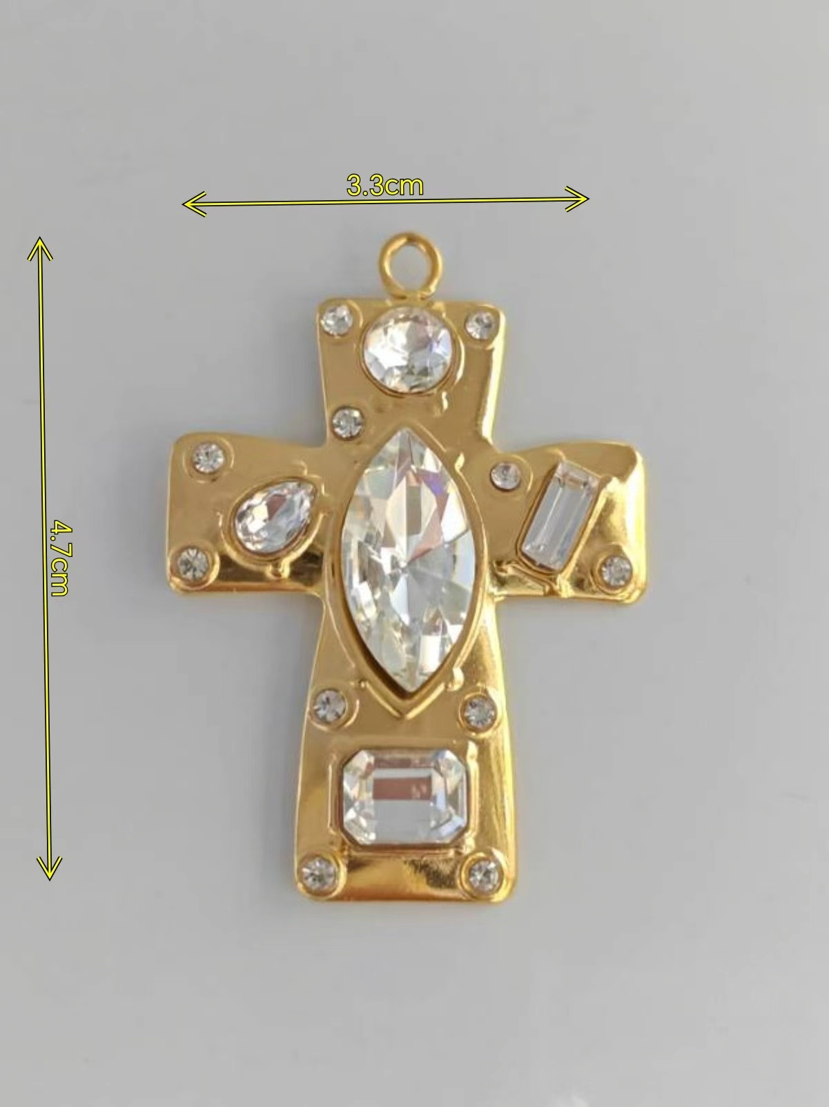 A wide range of fashionable accessories and accessories are carefully selected. They are versatile and suitable for matching with trendy styles. 304 stainless steel k9 diamond cross