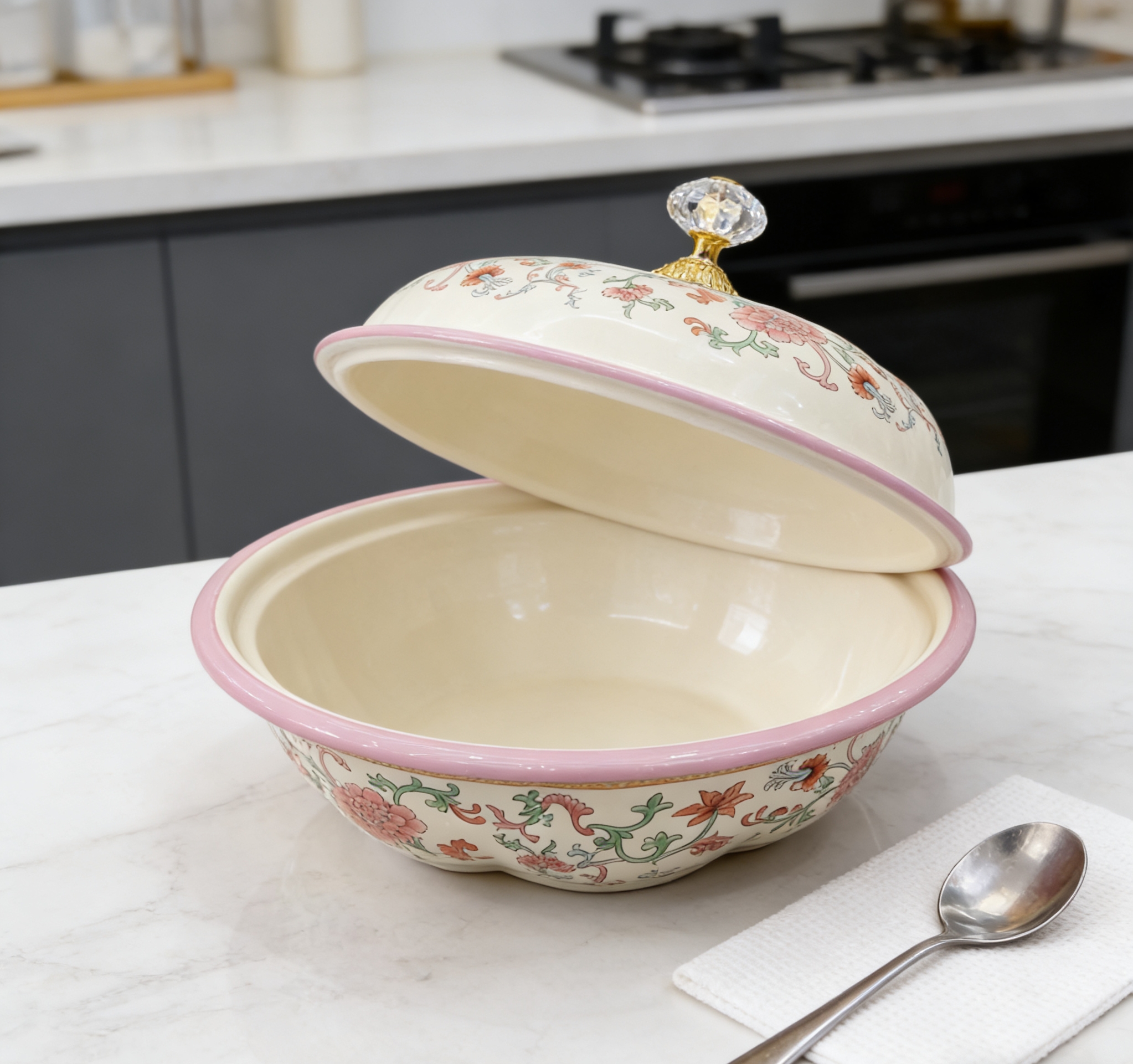 Enamel-colored ceramic basin with lid, Chinese-style patterned household soup basin, empty basin, Chinese enamel-colored ceramic edible basin, household soup basin with lid Item Picture