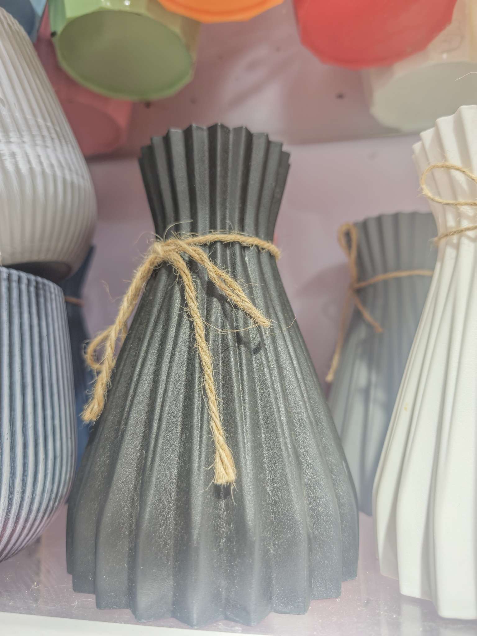 Artificial flowers, artificial flower desktop plastic vase ornaments, imitation ceramic plastic vases detail image 2