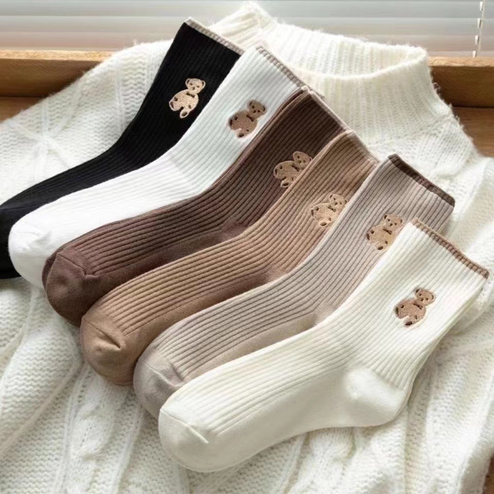 Little Bear socks for girls, mid-calf Korean version, cute cartoon teddy bear socks for students, high-top long socks for spring, autumn and winter details Picture