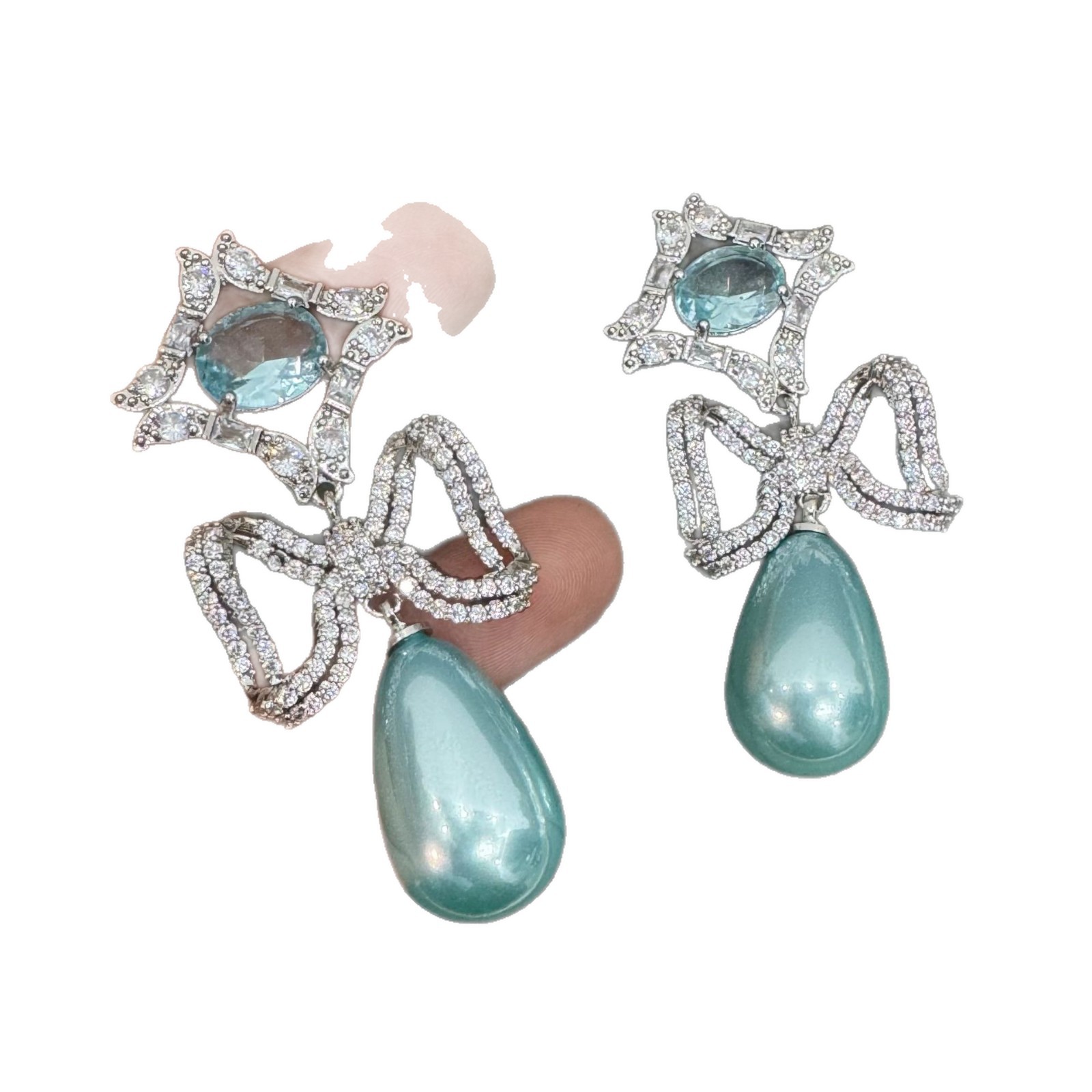 Fashionable, light luxury, grand and dynamic, slightly inlaid with dazzling colored pearls, a versatile style detail image 6