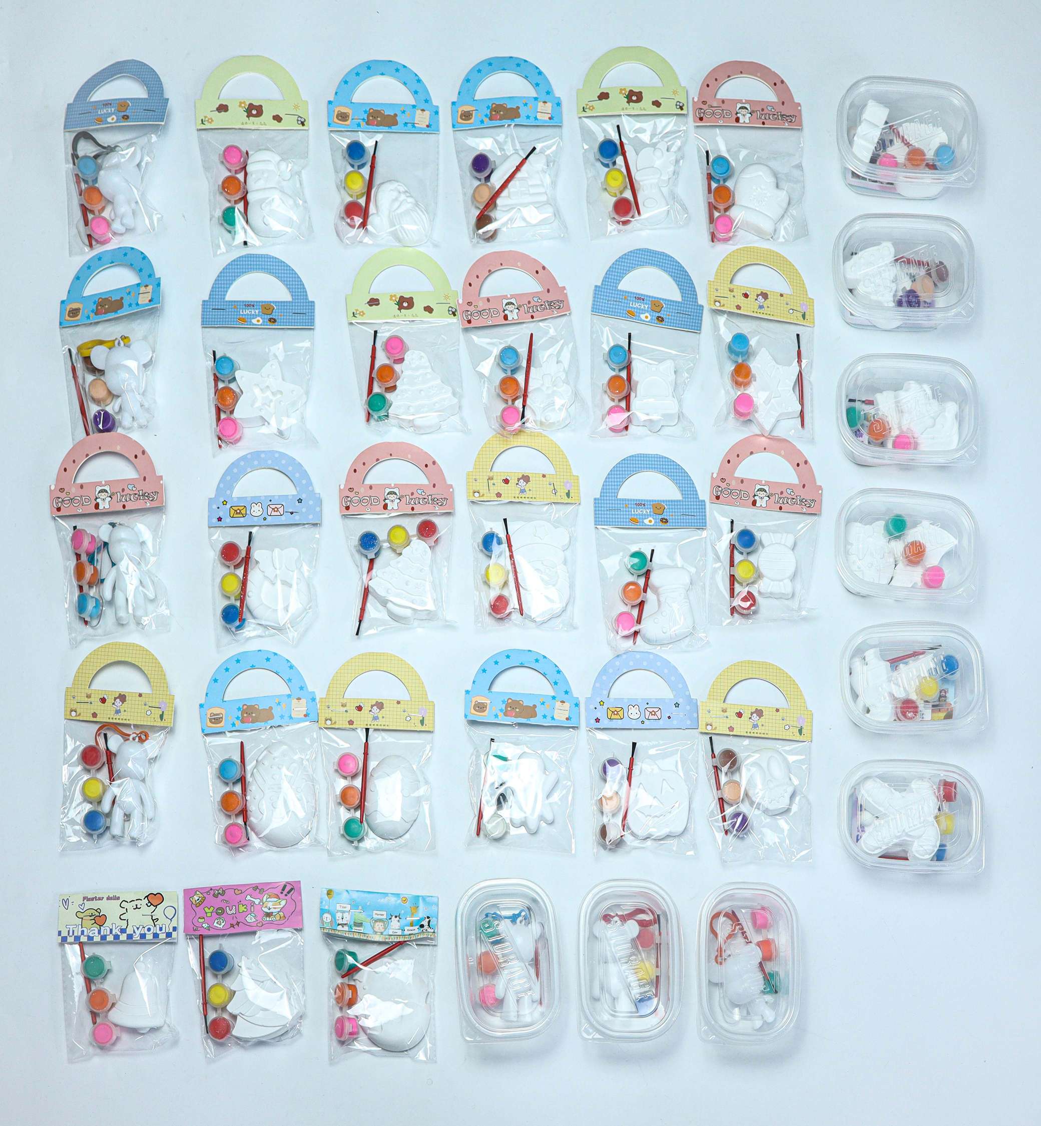 DⅠV 石膏填色 塑料流体熊 石膏玩具