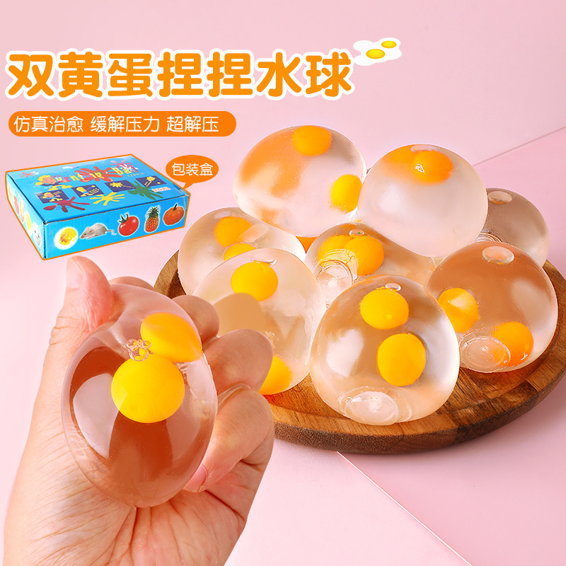 Cartoon venting water balls, creative pranks, pinching fun toys, stress-relieving and venting fruits, stress-relieving pig head venting ball toys Application Scenario