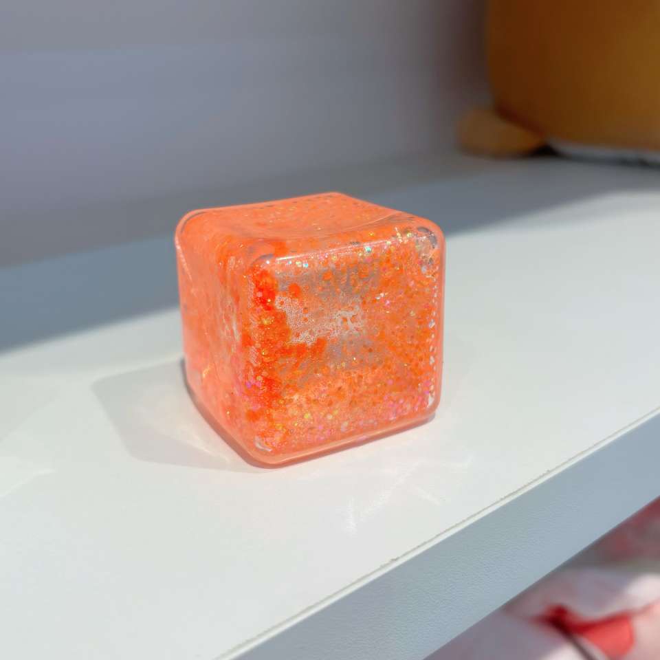 Cross-border best-selling ice cube maltose kneading stress-relieving toys, the same style as the popular flour ball slow rebound kneading fun toys detail image 10