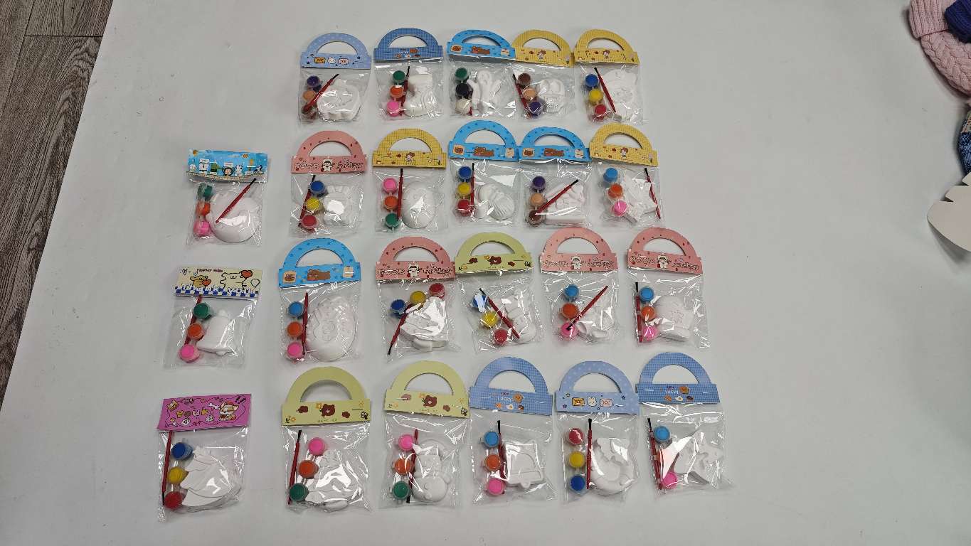 DⅠV 石膏填色 塑料流体熊 石膏玩具详情图19