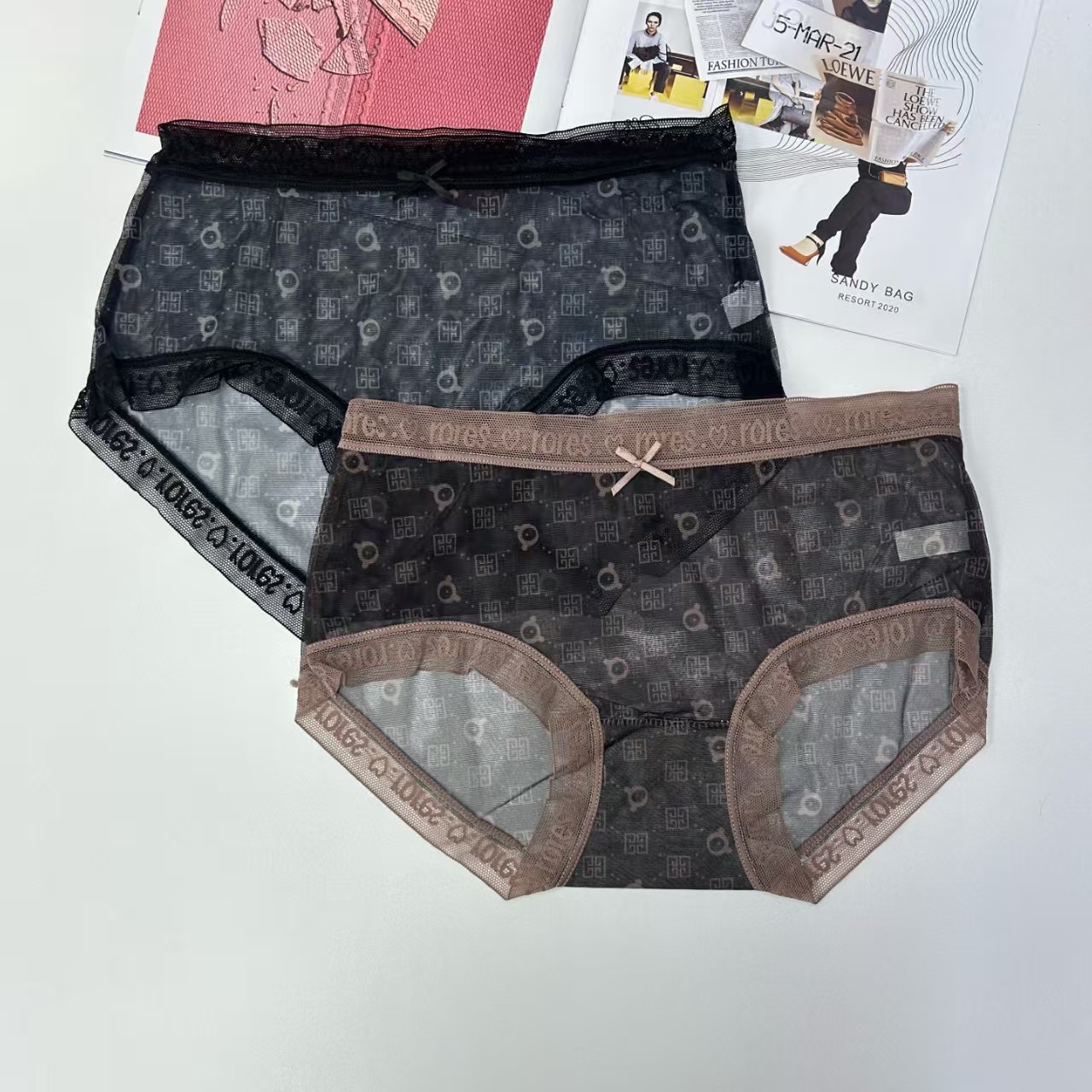 Clearance of leftover stock: Women's printed underwear, sexy lace women's underwear, women's triangle pants, comfortable and beautiful printed women's underwear details Picture