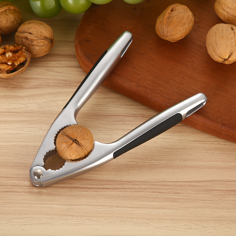 Creative new zinc alloy walnut clamp, multi-functional nut, pine nut and hazelnut opener Specification image