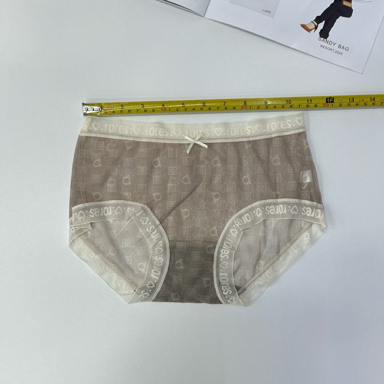 Clearance of leftover stock: Women's printed underwear, sexy lace women's underwear, women's triangle pants, comfortable and beautiful printed women's underwear Application Scenario