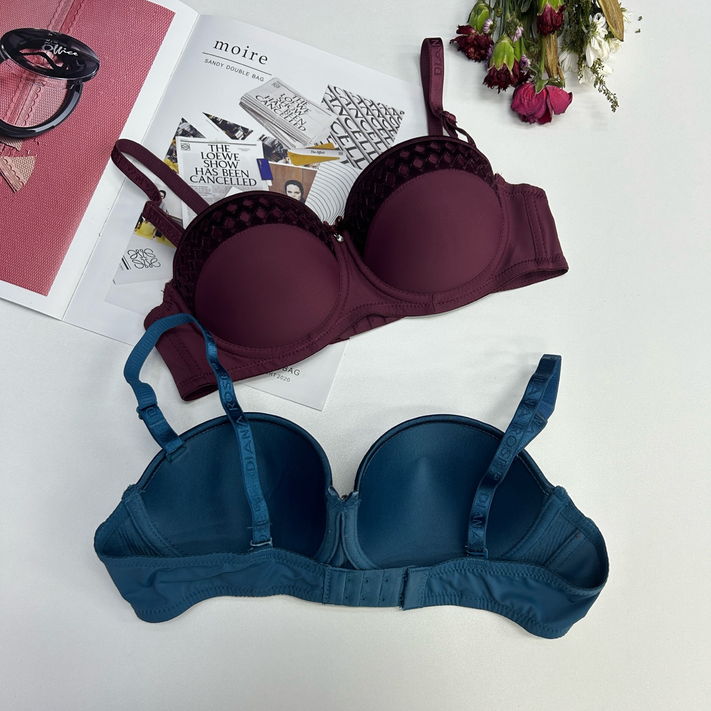 For export to Europe, America and Africa, large women's sexy bras with anti-lace edges, solid color without prints and small diamonds in the middle Specification drawing