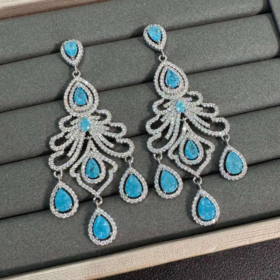 Fashionable, light luxury, grand and dynamic, light luxury zircon color layered design sense zircon earrings details Picture