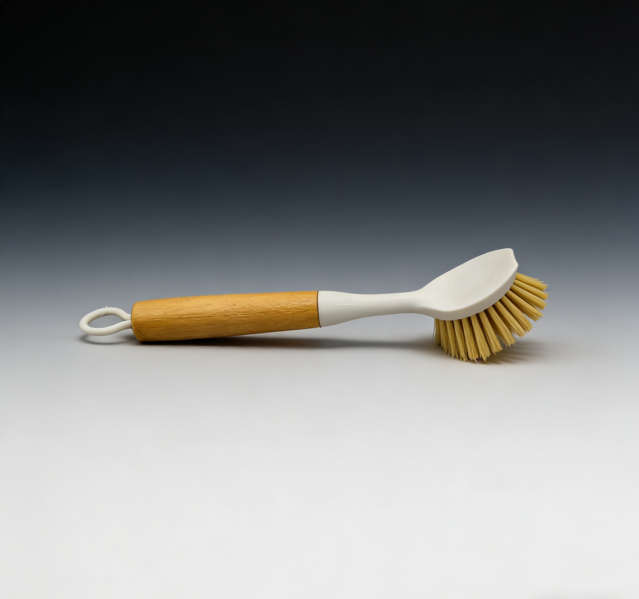 Wholesale solid wood handle cleaning brushes, kitchen long-handled pot washing brushes, household multi-functional decontamination brushes, Nordic-style solid wood handle pot brushes, household kitchen cleaning brushes, long-handled decontamination dishwashing brushes Specification image