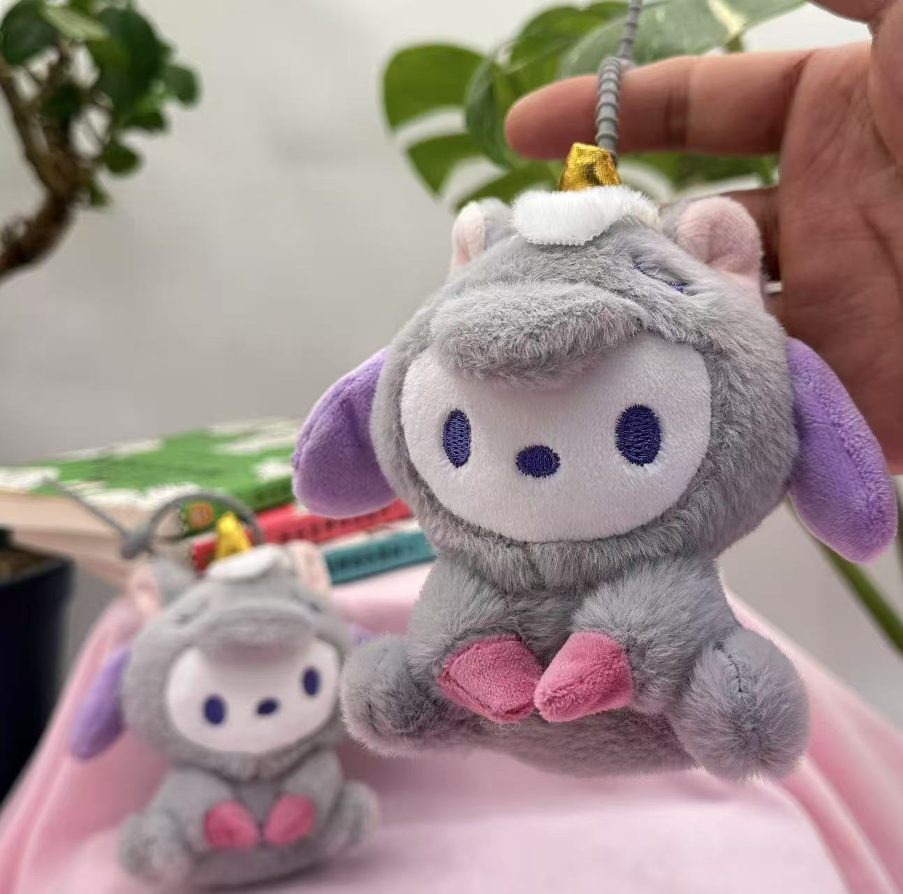 可爱独角兽玉桂狗卡皮巴拉毛绒玩具公仔可爱玩偶包包挂饰娃娃钥匙扣小挂件批发
