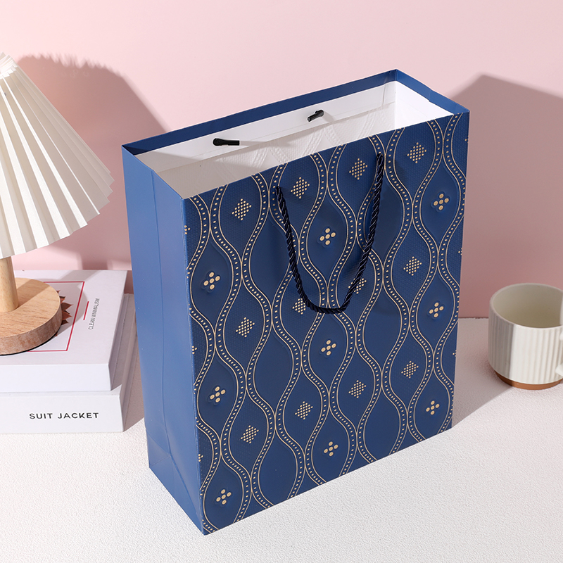 苹果盒礼品盒/礼盒/礼品盒/新年礼盒包装/包装盒白底实物图