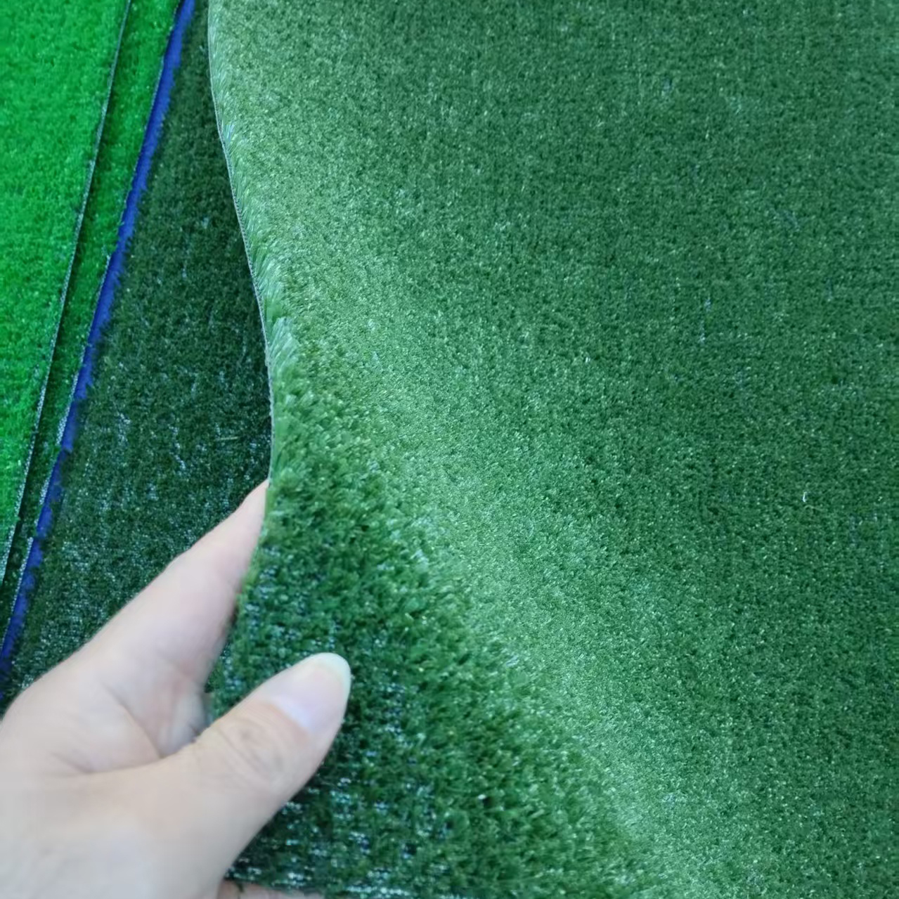 8.0mm engineering enclosure, artificial lawn carpet, artificial outdoor turf, kindergarten exhibition hall decoration, courtyard landscaping full figure