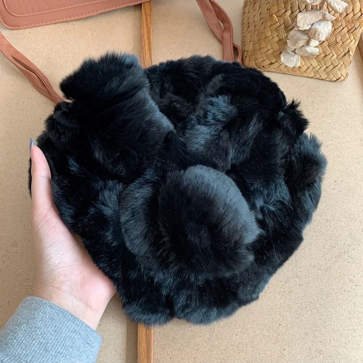 冬季保暖獭兔毛小围脖韩版甜美可爱真毛绒领子皮草围巾女毛毛脖套白色米黄色黑色咖啡色深灰色多款颜色可选气质围巾提升保暖气质详情5