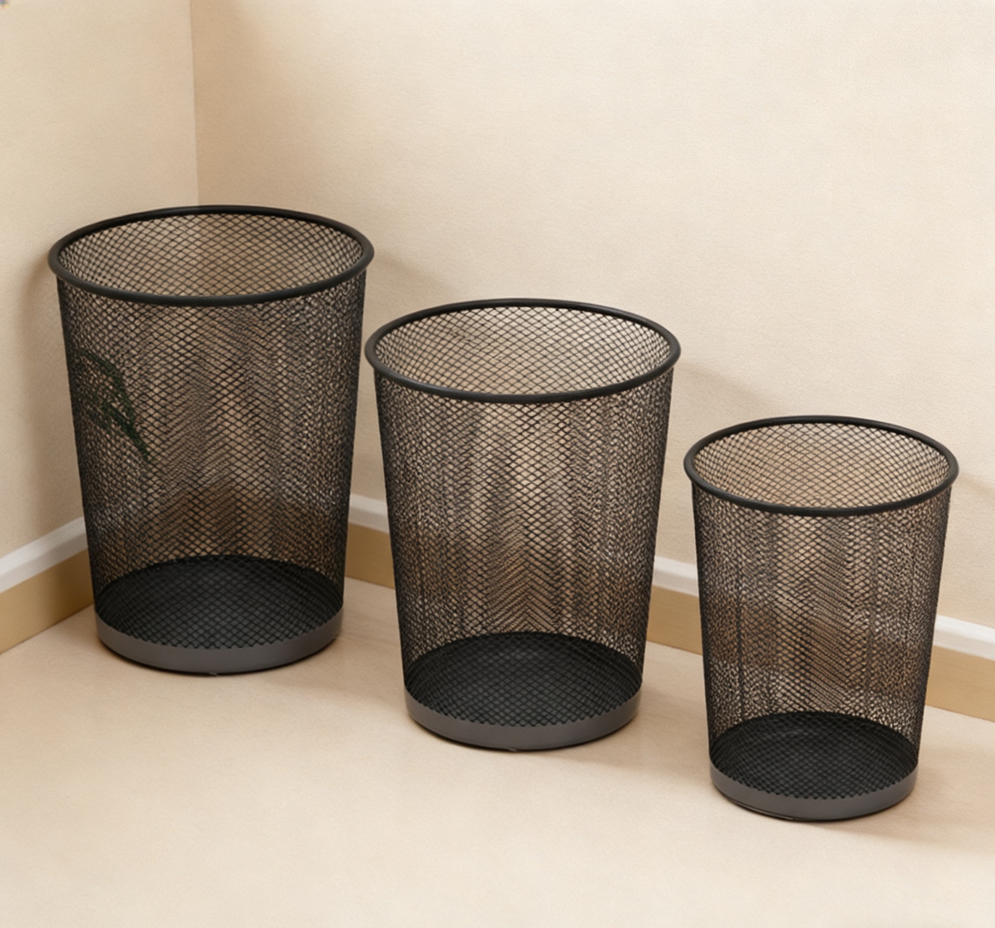 Ironwork grid trash can, hollowed-out storage bucket for living room, kitchen and bathroom