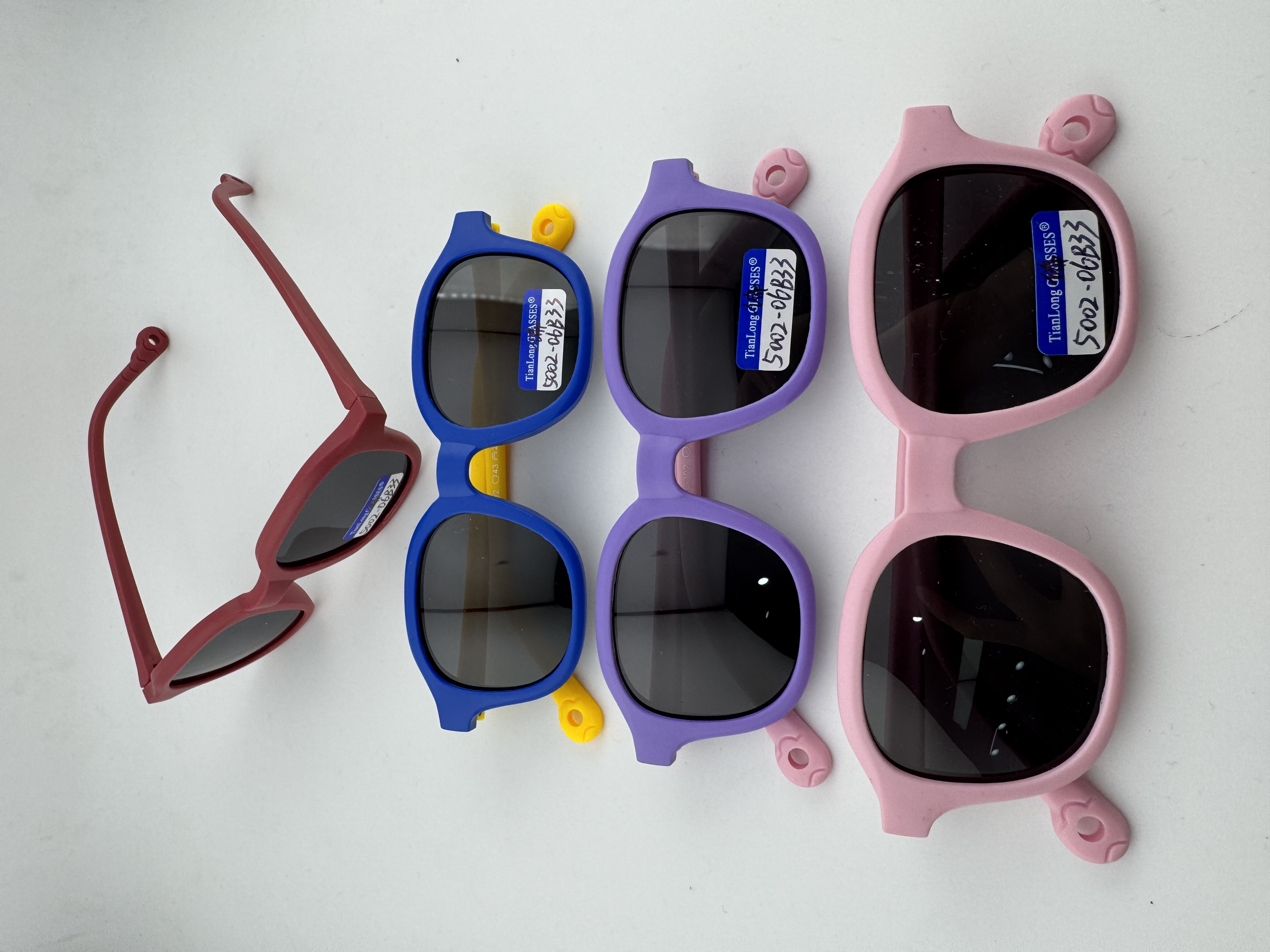 新款0-9岁宝宝太阳镜防紫外线偏光镜轻软耐掰多边形UV墨镜婴儿遮阳镜