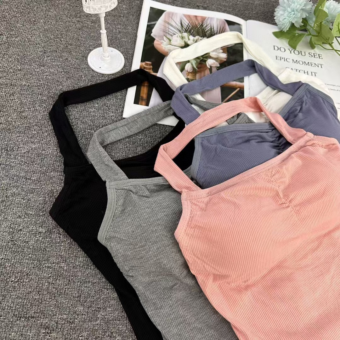 For export to Europe, America and Africa, we have in stock of seamless halter-neck vests with chest pads, halter tops and long, beautiful backless vests Application Scenario