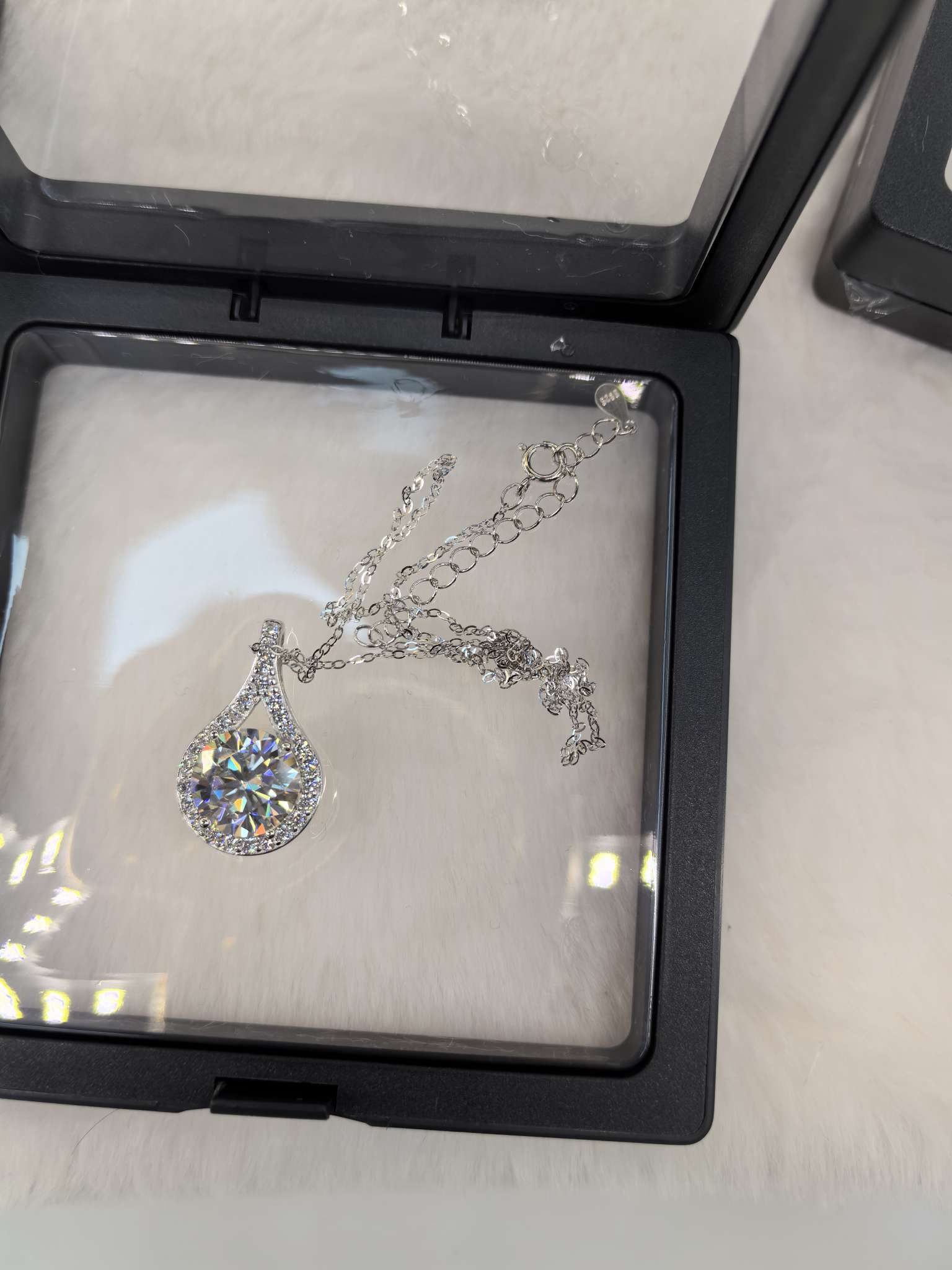 999 all-silver Moissanite necklace