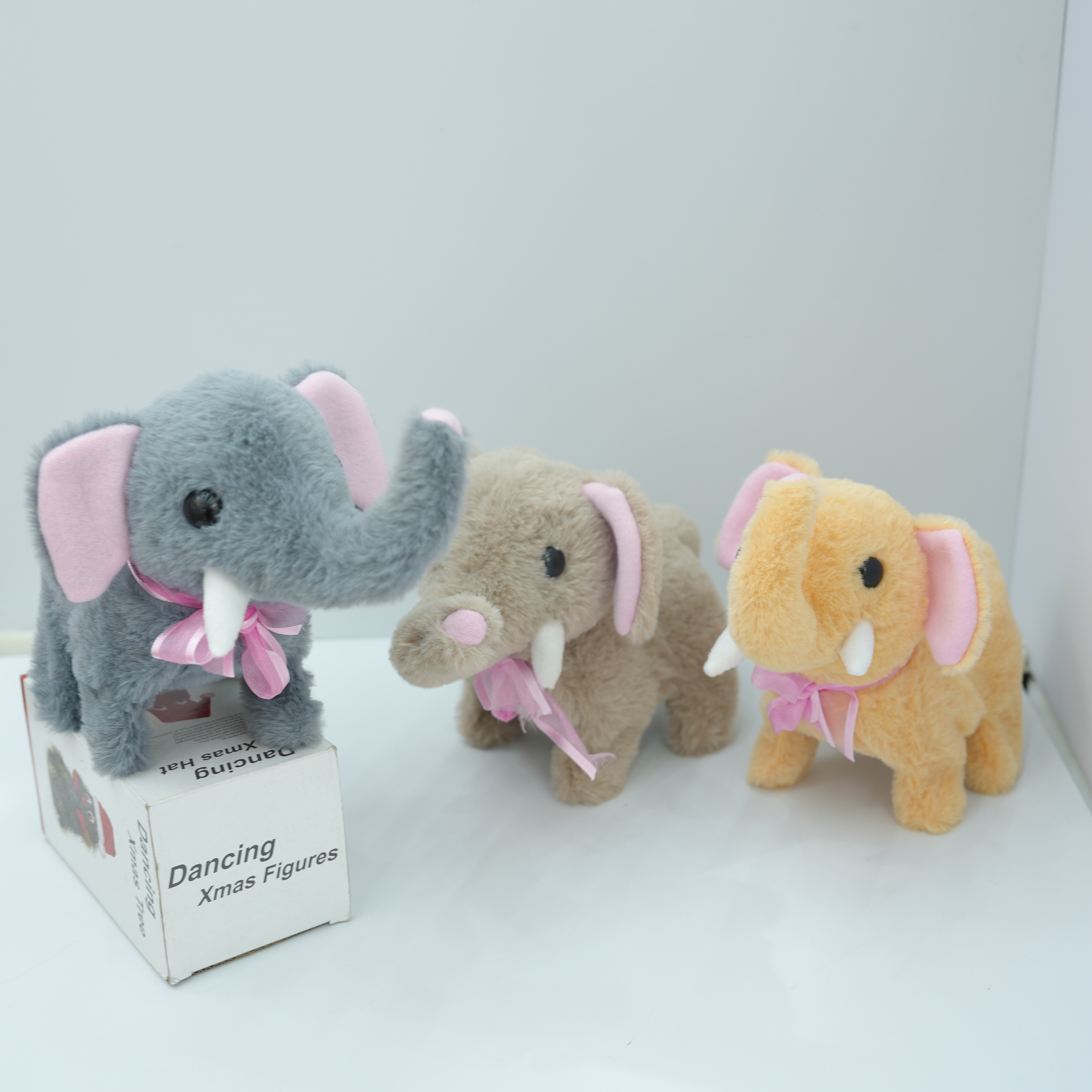 电动毛绒玩具仿真动物大象会走会叫儿童玩具玩偶电子宠物细节图