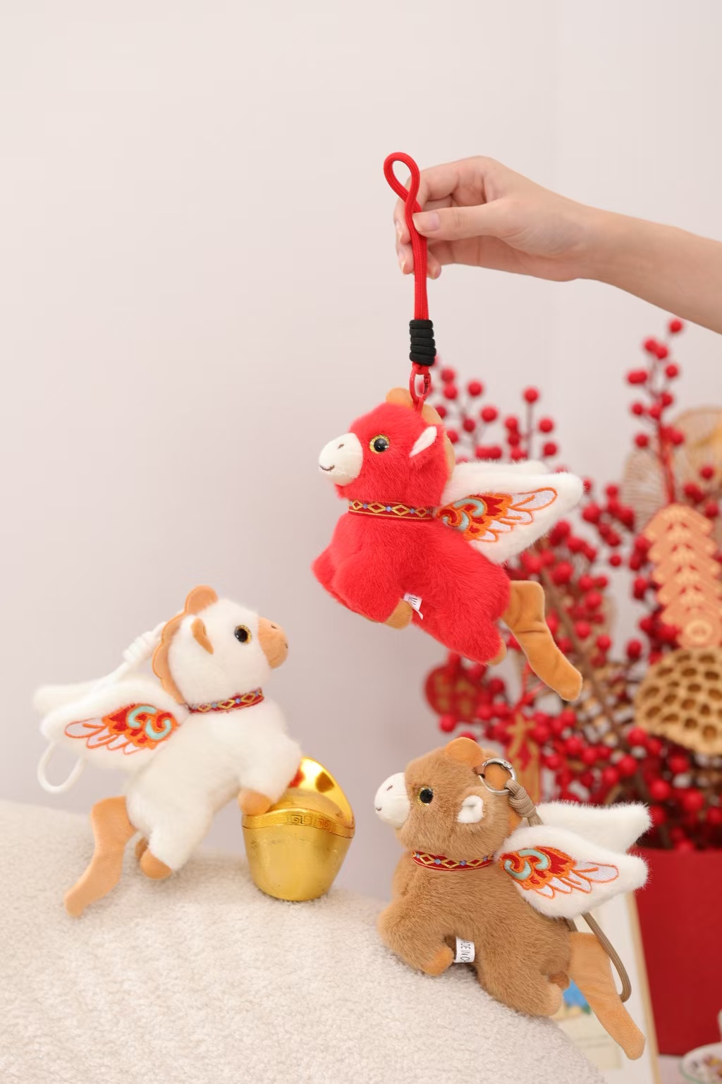 2026 New Zodiac Horse Series - 15CM Flying Double-Winged Angel Horse Plush Doll Application Scenario