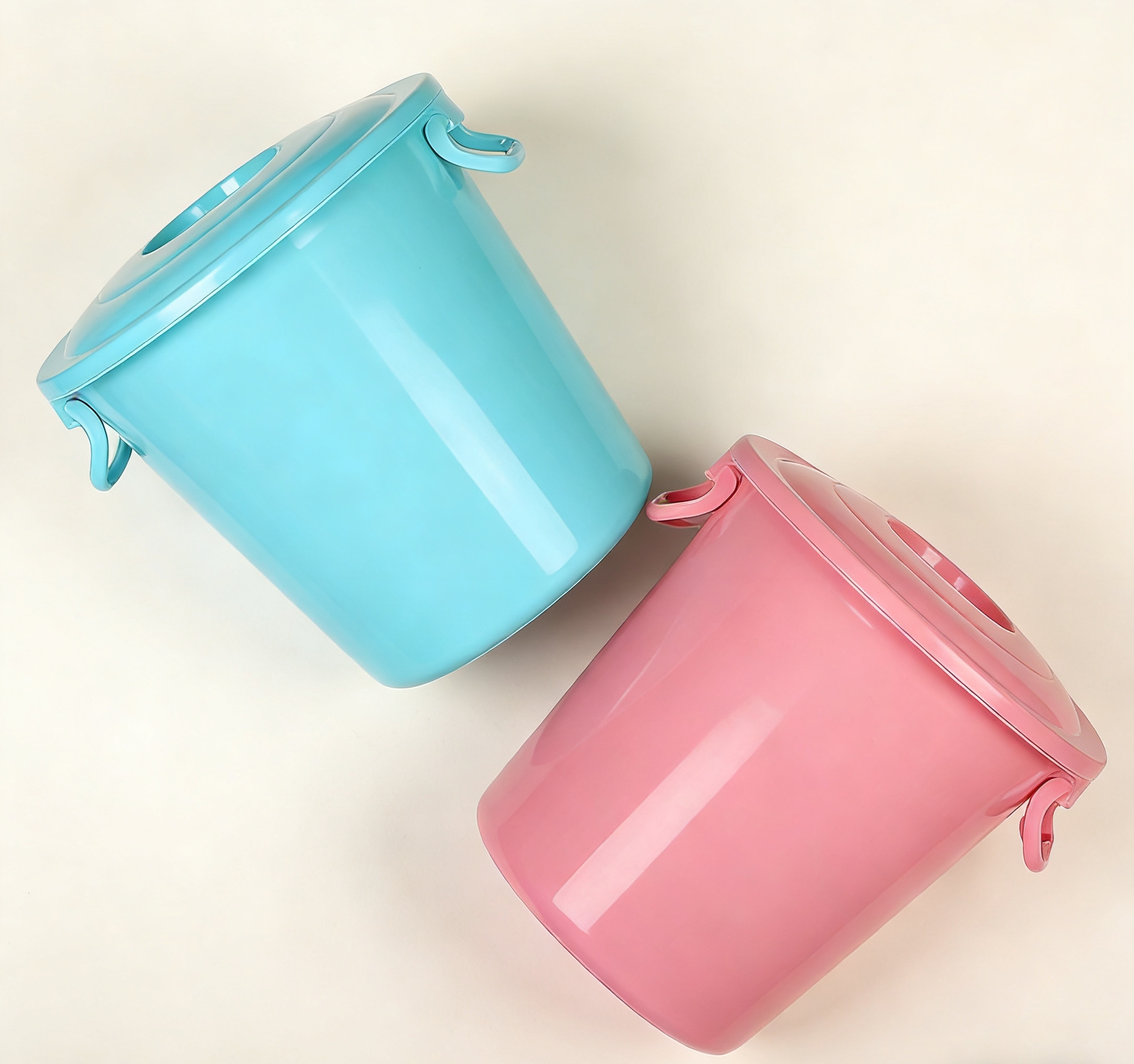 Multi-functional covered water bucket, household laundry bucket, student dormitory water storage bucket, covered plastic water bucket, household thickened water storage bucket, hand-held storage bucket wholesale Specification image