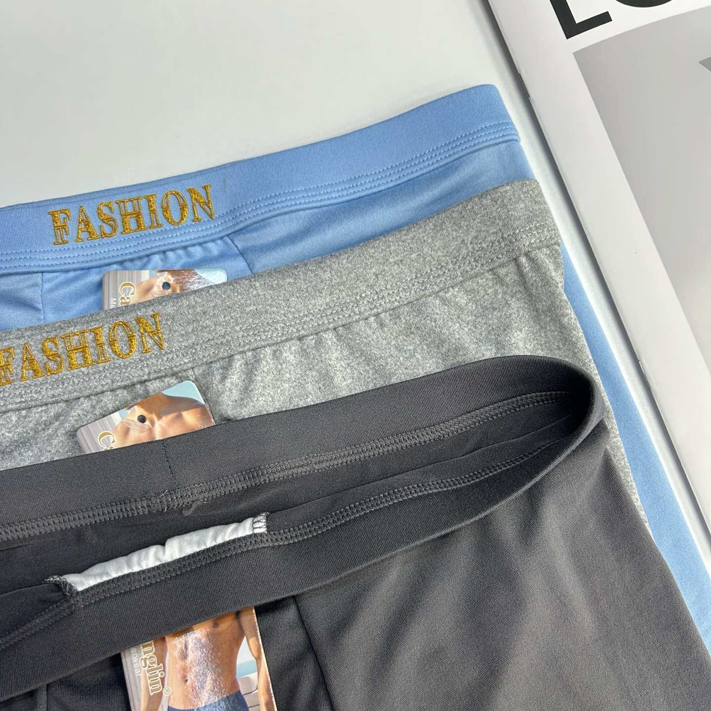 Mid-waist men's underwear for export to the Middle East and South America is comfortable and breathable. Men's briefs are available for customization. Men's underwear in stock details Picture