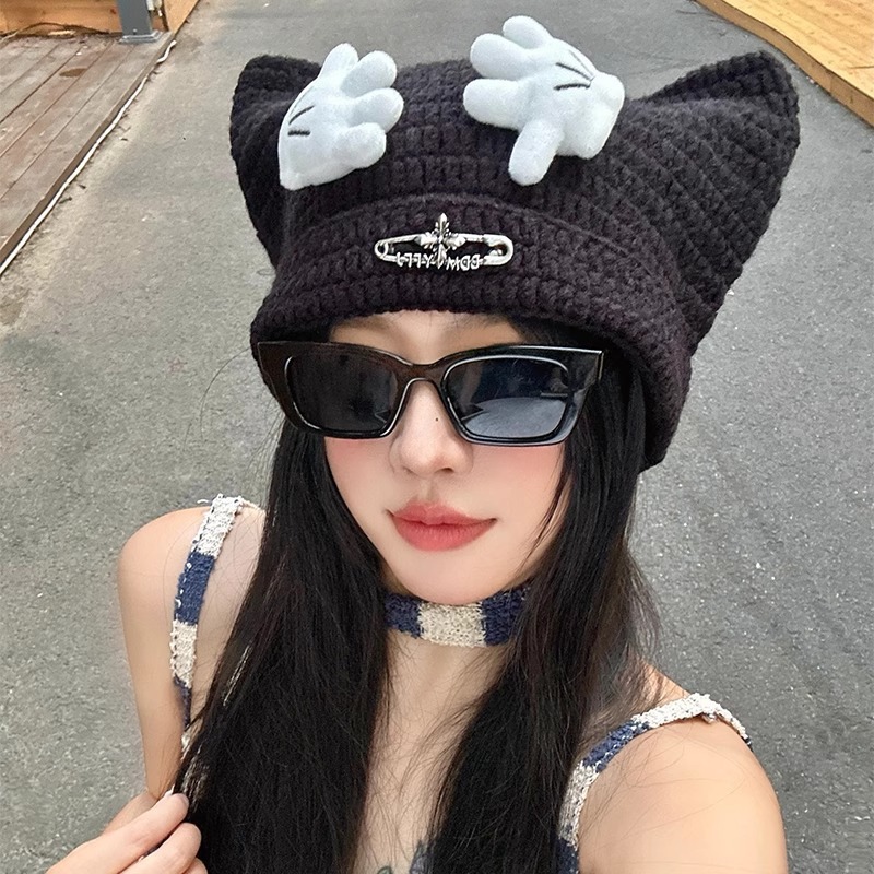 Cute cartoon little hand palm knitted hat for girls, y2k subculture, funny photo shows face, small pullover hat trendy