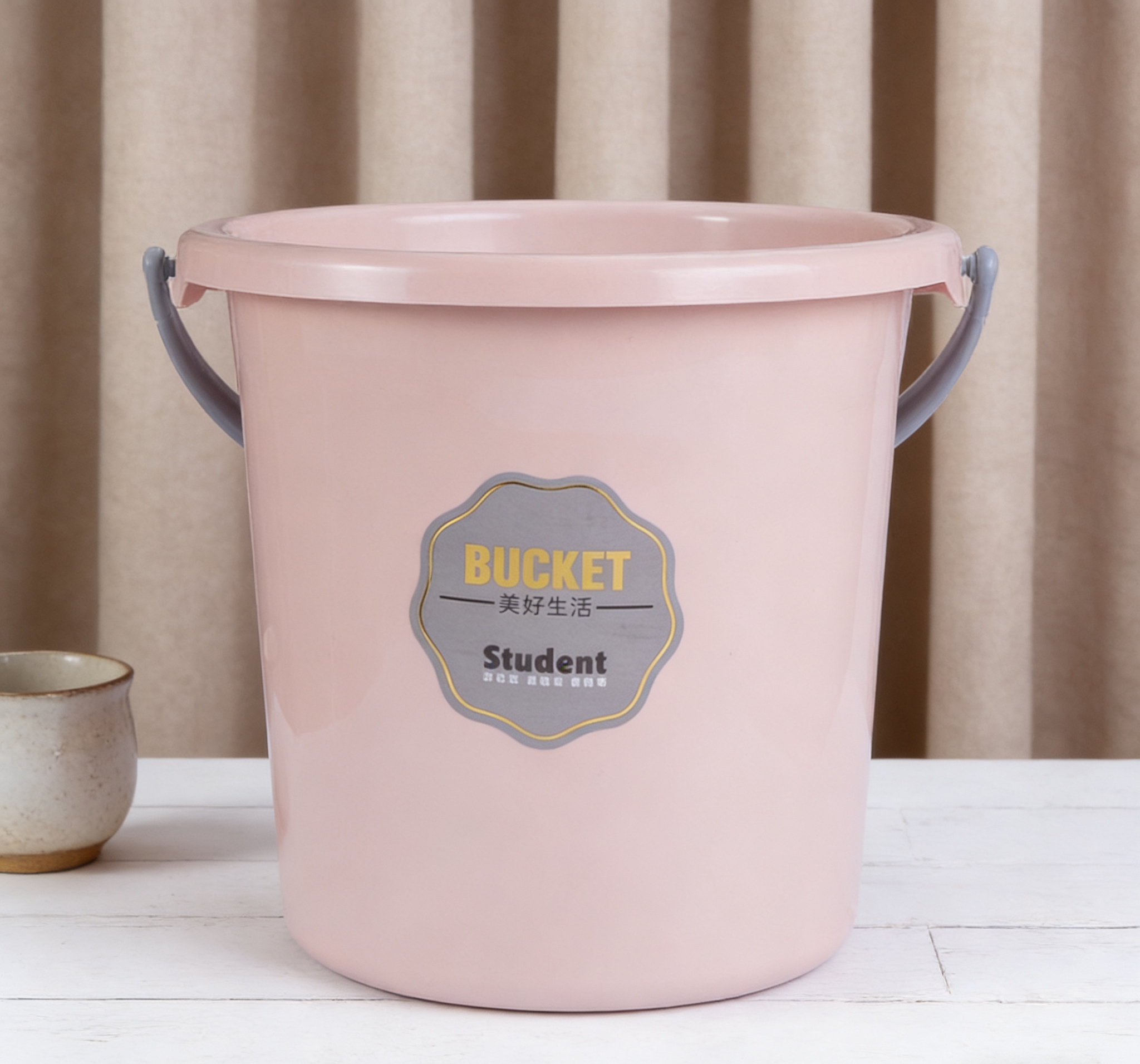 Nordic-style plastic water bucket, household thickened hand-held water storage bucket with ears, student dormitory special water bucket thickened and durable, high appearance level lifting water bucket wholesale details Picture