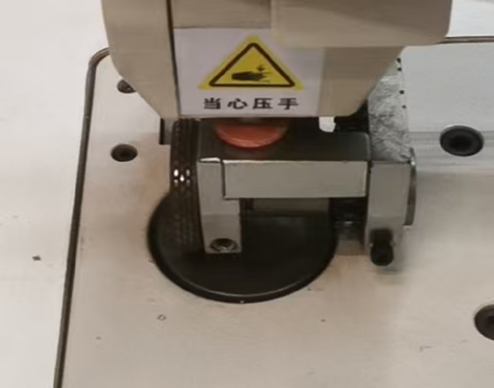 60/70型超声波花边机内置头模具支架压花机外置头模具支架支架可调偏心原厂花边机模具支架配件详情9