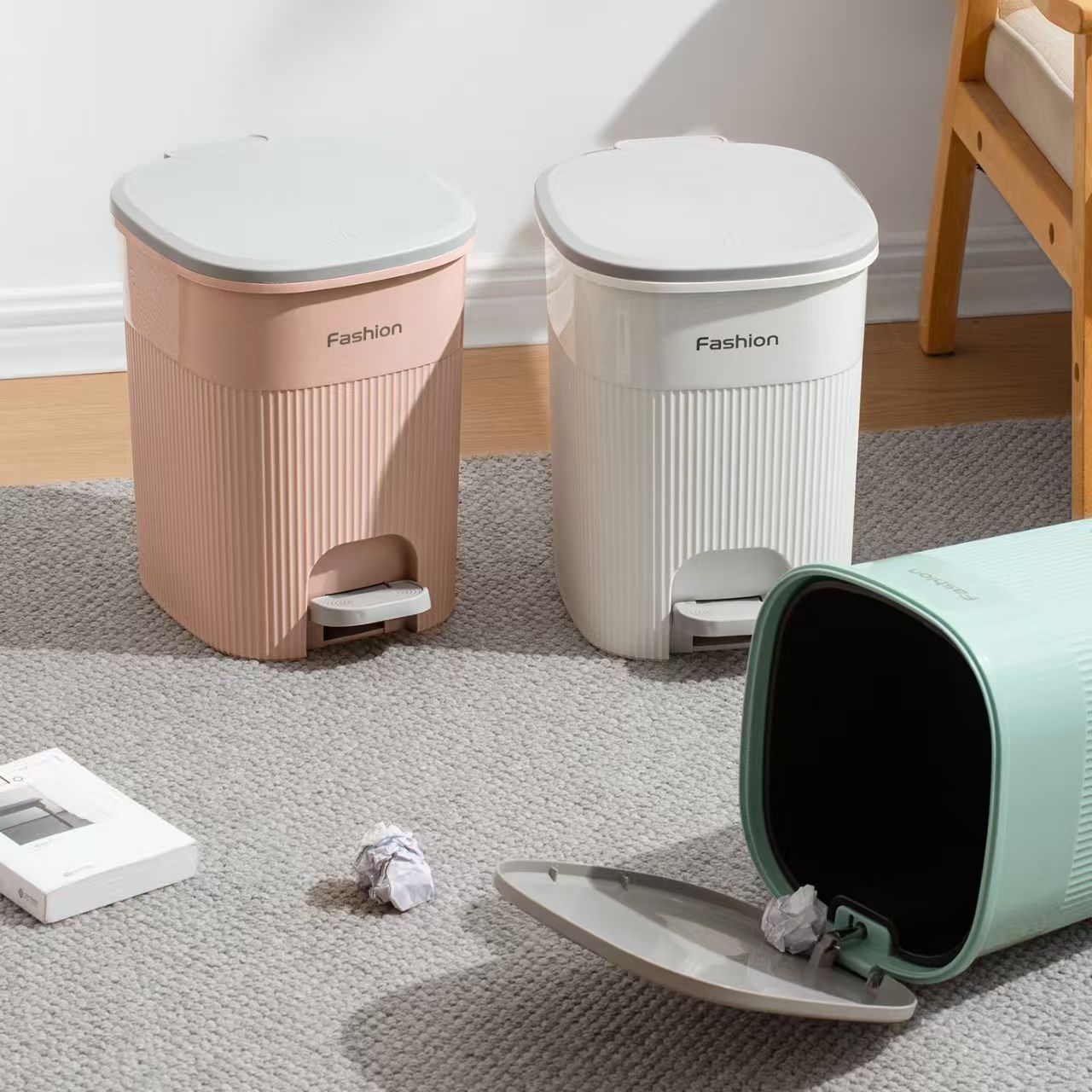 Z86-ZQ-0146 Kitchen trash can, household bathroom toilet foot pedal gentle descent silent trash can with lid