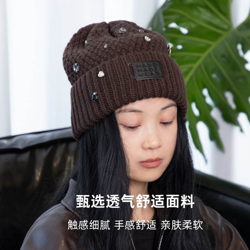 2025 New autumn knitted cap, woolen cap, women's headband, breathable, outdoor windproof, warm, versatile and plush Specification image